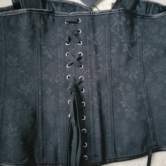 Black corset from Corset Story - Picture 4 of 6